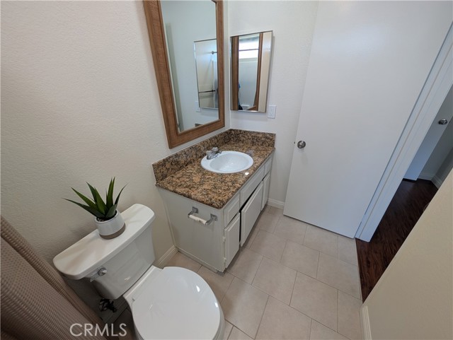 529 E Colorado Boulevard, Monrovia CA: https://media.crmls.org/medias/79f7fe99-89c0-4d29-80a4-aa073d26f997.jpg