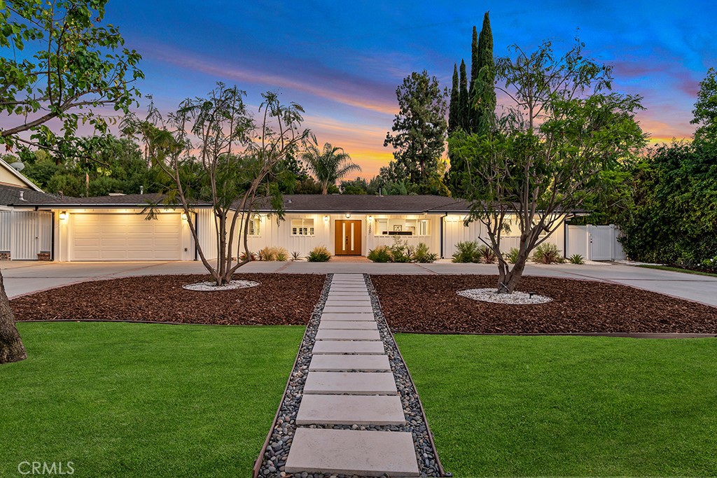 4540 Del Moreno Drive