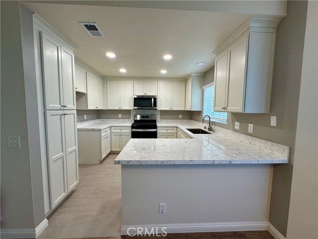 23412 Pacific Park Drive, Aliso Viejo CA: https://media.crmls.org/medias/79f8c3e7-c1f0-4485-b903-4864c61188e9.jpg