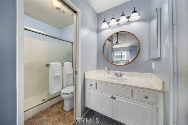 Detail Gallery Image 11 of 21 For 26972 Flo Ln #306,  Canyon Country,  CA 91351 - 3 Beds | 2 Baths