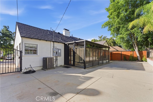 Detail Gallery Image 47 of 56 For 1230 Oak Circle, Glendale,  CA 91208 - 3 Beds | 2 Baths