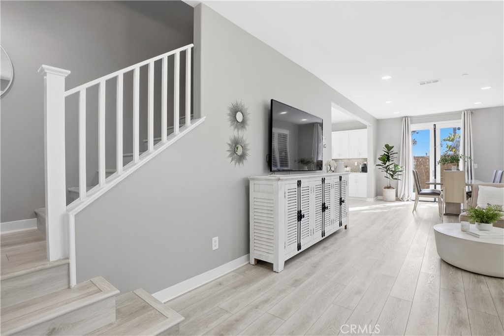 MLS #OC25269720 image #10