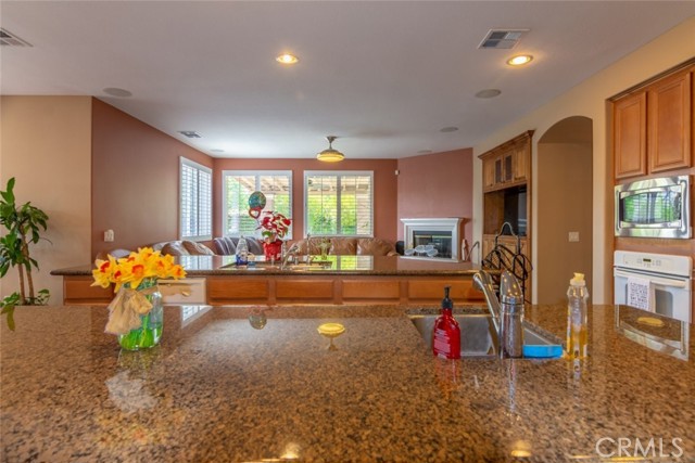 Detail Gallery Image 22 of 43 For 23806 Mission Puebla, Valencia,  CA 91354 - 5 Beds | 3/1 Baths