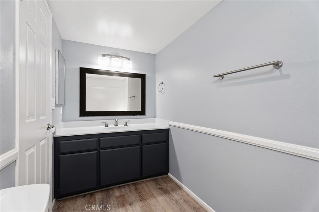 MLS #OC25250901 image #23