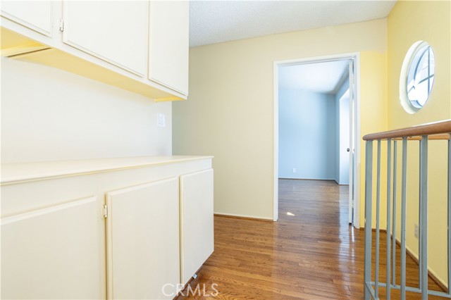 Detail Gallery Image 8 of 24 For 12335 Hilldale Ct, Pacoima,  CA 91331 - 3 Beds | 3 Baths