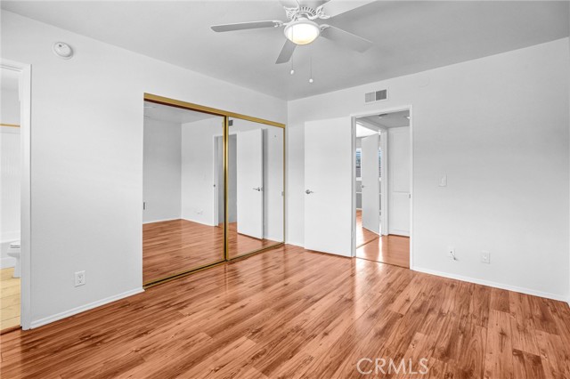 18403 Collins Street, Tarzana CA: https://media.crmls.org/medias/79fd83d2-ceb6-427f-9b93-4ba6bb71321a.jpg