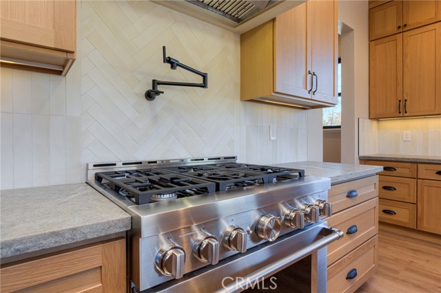 461 Tigertail, Paradise CA: https://media.crmls.org/medias/79fd897a-9999-4897-b0c6-01212643a4b1.jpg