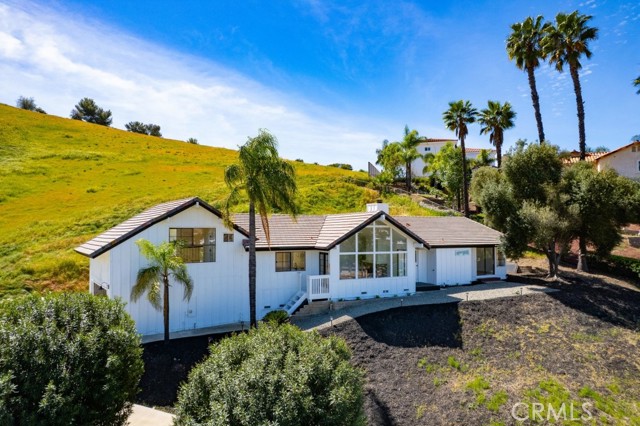 Detail Gallery Image 14 of 28 For 22951 Lassen Dr, Canyon Lake,  CA 92587 - 3 Beds | 2/1 Baths