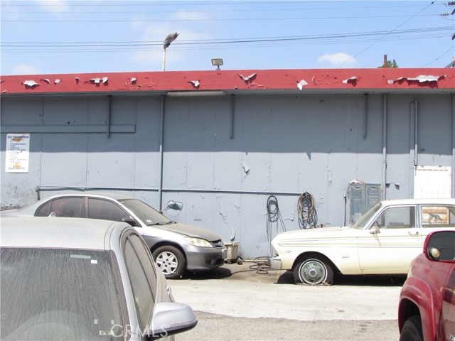 Image 46 of 50 For 3900 Figueroa