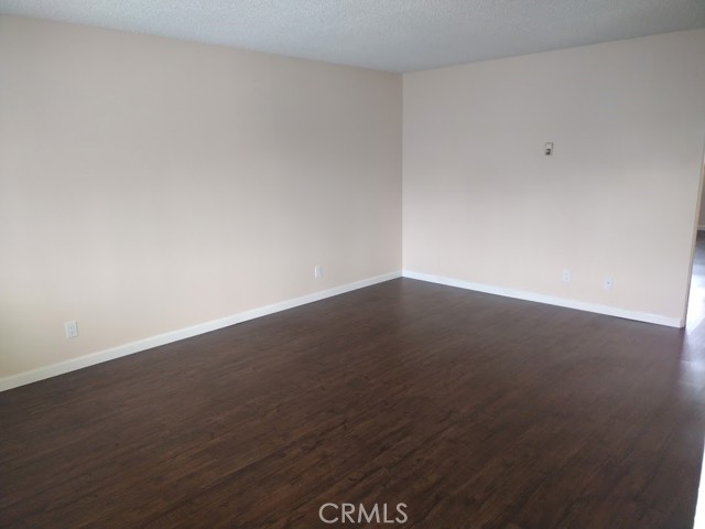 Detail Gallery Image 7 of 8 For 1040 Cedar Ave #8,  Long Beach,  CA 90813 - 2 Beds | 2 Baths