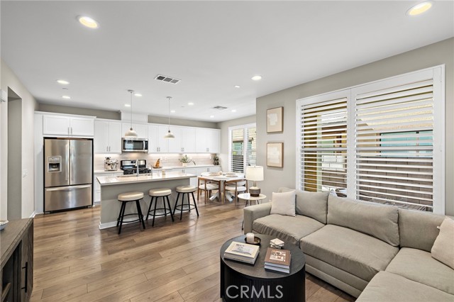 Front Image Thumbnail for CROC26052736