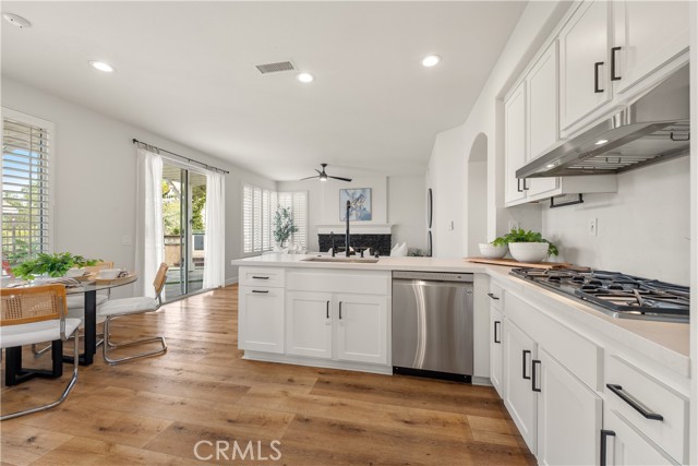 Detail Gallery Image 14 of 73 For 7505 E Toyon, Anaheim Hills,  CA 92808 - 4 Beds | 3 Baths