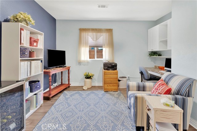 Detail Gallery Image 5 of 37 For 14077 Pearl, Hesperia,  CA 92344 - 3 Beds | 2 Baths