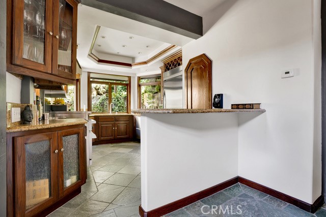 266 Canyon Acres Drive, Laguna Beach CA: https://media.crmls.org/medias/79fe8b2c-b31e-468e-90b1-4397eeeada84.jpg