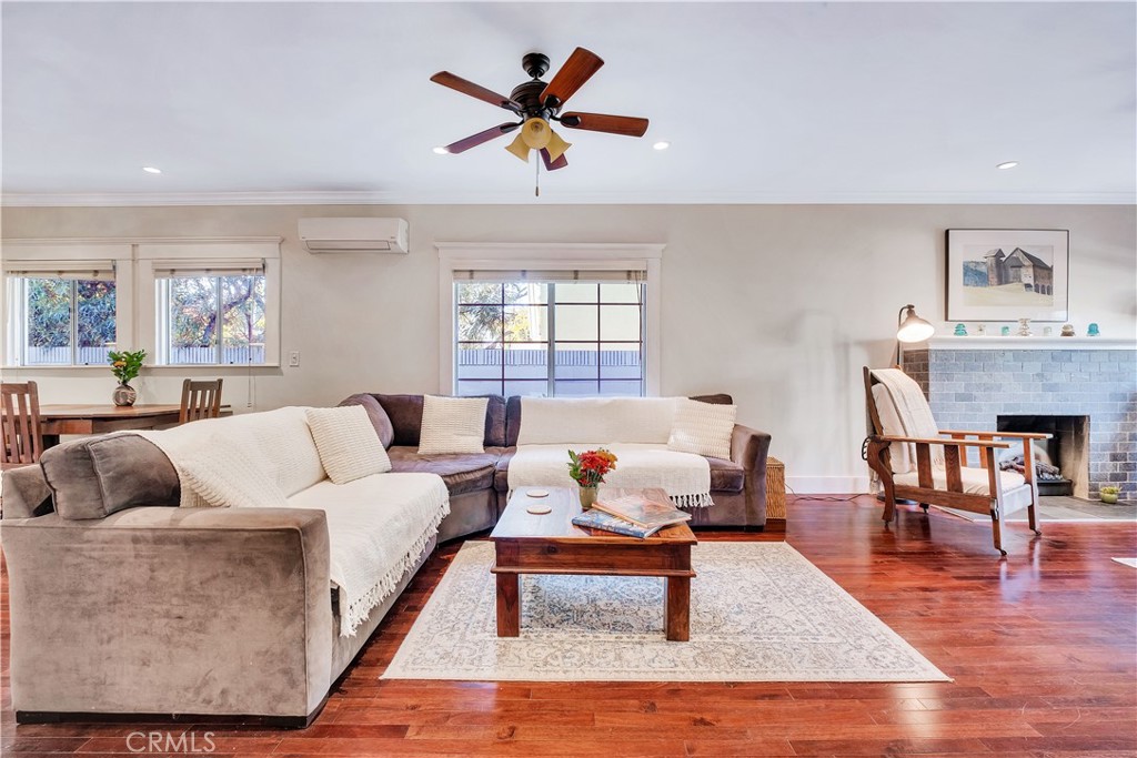 MLS #SR25242841 image #5