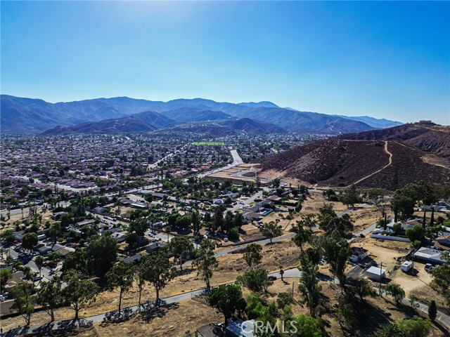 16376 Bailey Street, Lake Elsinore CA: https://media.crmls.org/medias/79ffbb49-8c83-4a57-9de8-7365658a673a.jpg