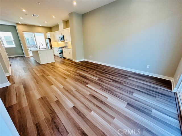 Detail Gallery Image 13 of 32 For 1606 W Bushell St, Anaheim,  CA 92805 - 4 Beds | 3/1 Baths