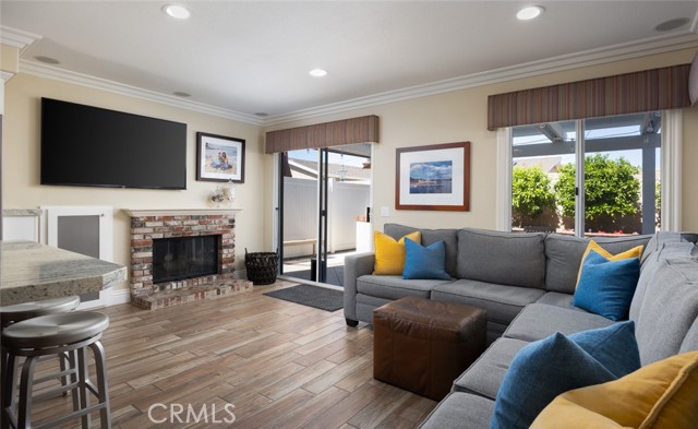 Detail Gallery Image 13 of 34 For 13882 Berrington Ct, North Tustin,  CA 92705 - 3 Beds | 2/1 Baths