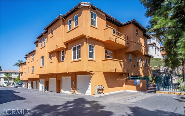 3711 Baldwin Street, Lincoln Heights CA: https://media.crmls.org/medias/7a017c2e-9252-4dc2-8045-41b38d3001d4.jpg