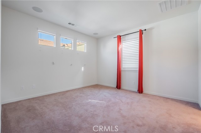 9513 Retreat Place, Rancho Cucamonga CA: https://media.crmls.org/medias/7a0181ad-1f2a-49da-b4a9-b05b3874e0f1.jpg