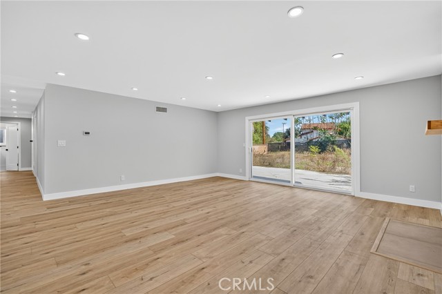 Image 6 of 32 For 1182 El Monte