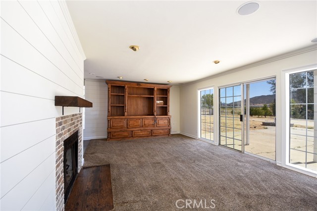 36055 Maddalena Road, Winchester CA: https://media.crmls.org/medias/7a030639-af66-4237-948d-6e13d59c1af8.jpg