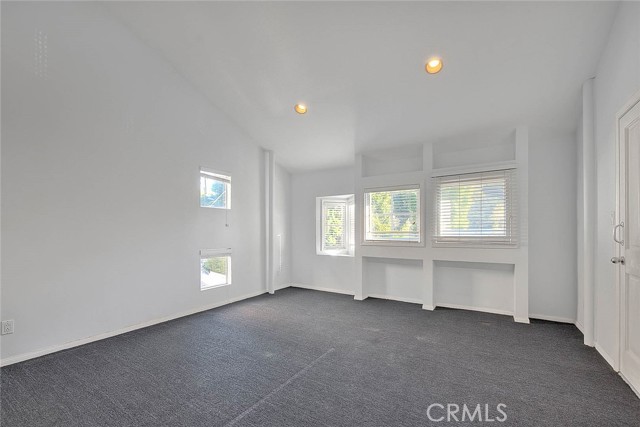 Detail Gallery Image 43 of 69 For 6423 Deep Dell, Hollywood,  CA 90068 - 3 Beds | 2/1 Baths