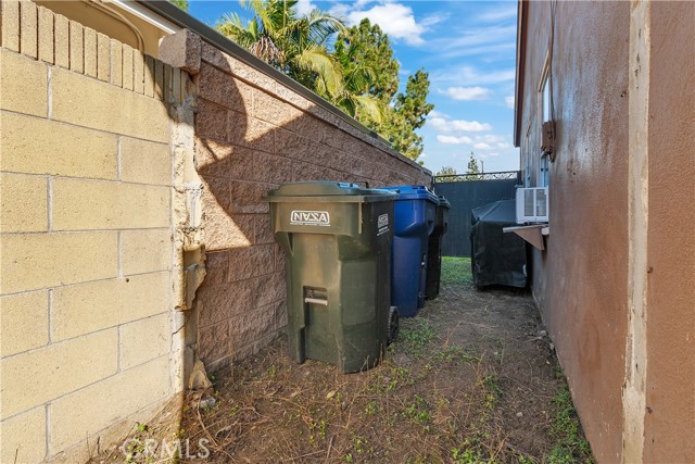 9632 Abbotsford, Pico Rivera CA: https://media.crmls.org/medias/7a039107-eb8c-4109-8037-9f5bc8b88c06.jpg