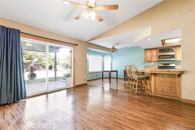 Detail Gallery Image 11 of 36 For 2296 Bar Triangle St, Chico,  CA 95928 - 3 Beds | 2 Baths