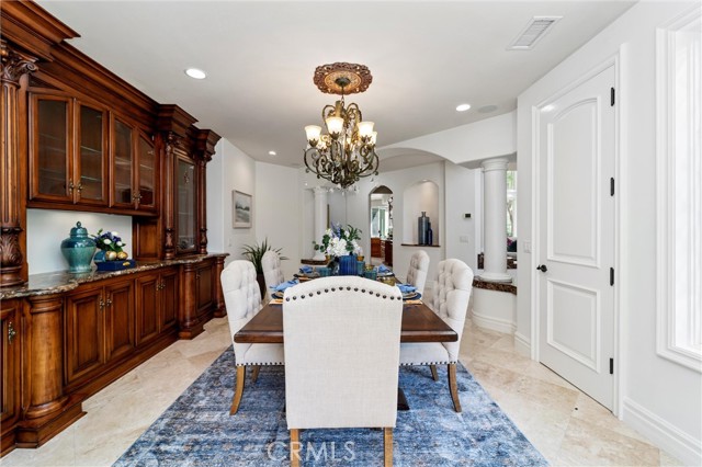 45200 Oak Manor Ct, Temecula CA: https://media.crmls.org/medias/7a05867a-3586-4c5e-b80e-2ca7a9c0a78d.jpg