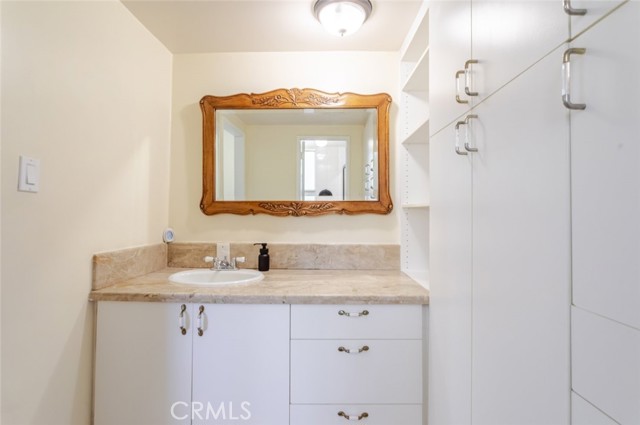 Detail Gallery Image 29 of 34 For 19026 Keswick, Reseda,  CA 91335 - 2 Beds | 2 Baths