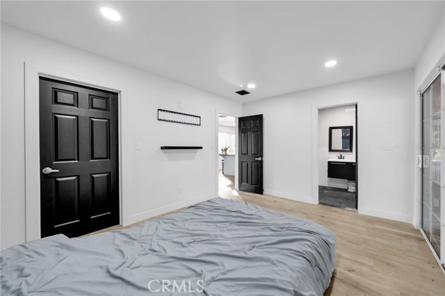 Detail Gallery Image 17 of 47 For 7044 Nestle Ave, Reseda,  CA 91335 - 4 Beds | 3 Baths