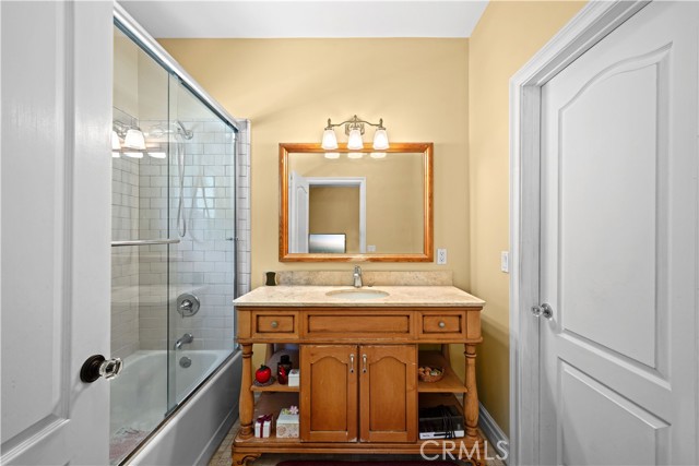 Detail Gallery Image 28 of 41 For 9 Zanja Ln, Bell Canyon,  CA 91307 - 4 Beds | 4/1 Baths