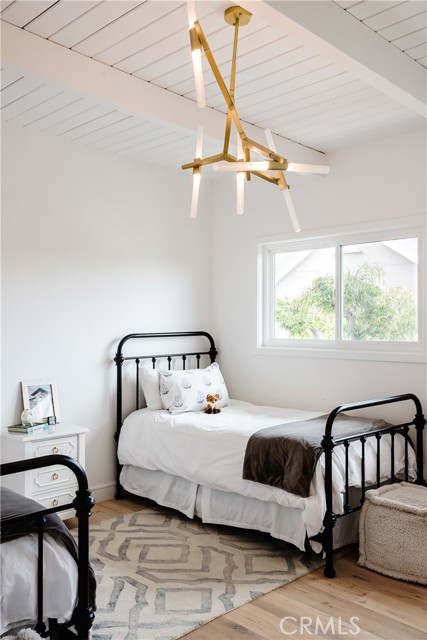 301 4th St, Manhattan Beach, California 90266, 4 Bedrooms Bedrooms, ,3 BathroomsBathrooms,Residential,Sold,4th St,SB22117855