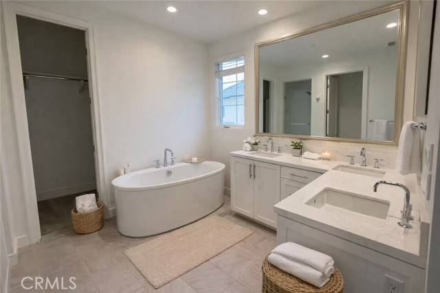 Detail Gallery Image 8 of 25 For 112 San Benito, Irvine,  CA 92618 - 3 Beds | 2/1 Baths