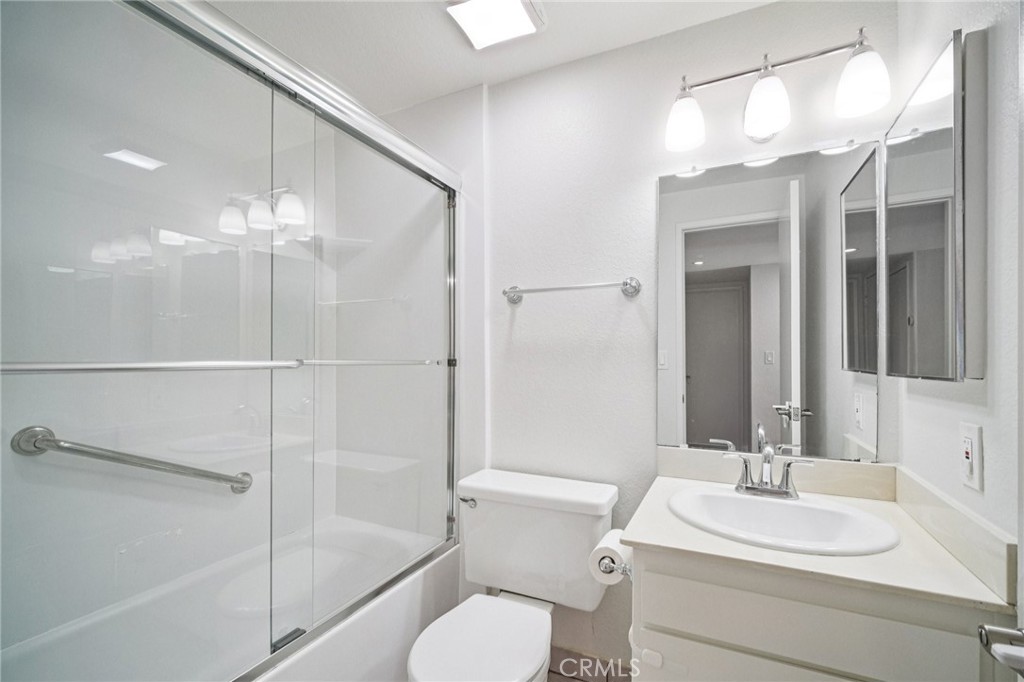 7A06C00D 9B5F 4733 A97F 5E63Df4939F5 22810 Rio Chico, Valencia, Ca 91354 &Lt;Span Style='BackgroundColor:transparent;Padding:0Px;'&Gt; &Lt;Small&Gt; &Lt;I&Gt; &Lt;/I&Gt; &Lt;/Small&Gt;&Lt;/Span&Gt;