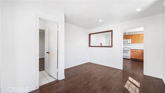 Detail Gallery Image 12 of 32 For 3118 W 68th St, Los Angeles,  CA 90043 - 3 Beds | 2 Baths