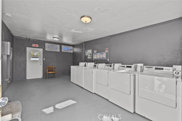 Detail Gallery Image 37 of 39 For 1258 W Rosamond Bld #47,  Rosamond,  CA 93560 - 3 Beds | 1 Baths