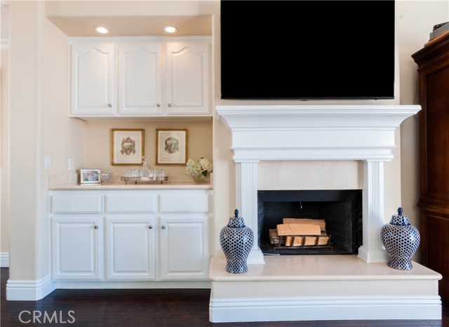 712 Manhattan Beach Boulevard, Manhattan Beach, California 90266, 3 Bedrooms Bedrooms, ,3 BathroomsBathrooms,Residential,Sold,Manhattan Beach,SB17051799