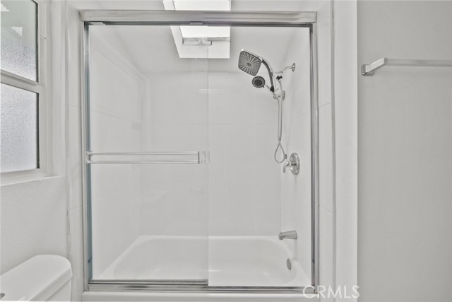 Detail Gallery Image 26 of 33 For 7952 White Oak Ave, Northridge,  CA 91325 - 2 Beds | 1 Baths