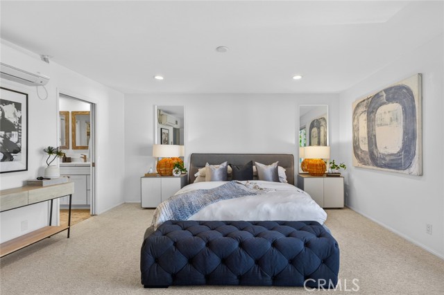 Detail Gallery Image 19 of 33 For 1074 Buckingham, Newport Beach,  CA 92660 - 2 Beds | 2/1 Baths