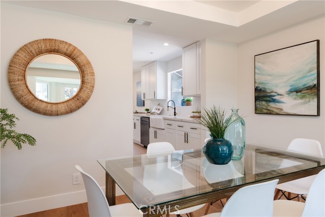 dining room towards kitchen