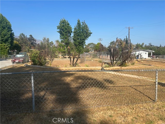 Detail Gallery Image 3 of 11 For 2262 Glenrose Ave, Altadena,  CA 91001 - – Beds | – Baths