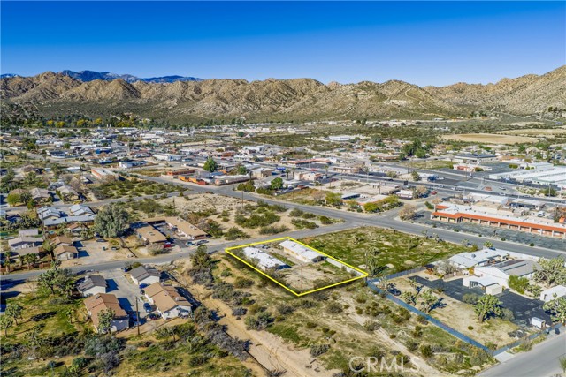 Detail Gallery Image 6 of 22 For 7389 Bannock Trl, Yucca Valley,  CA 92284 - – Beds | – Baths