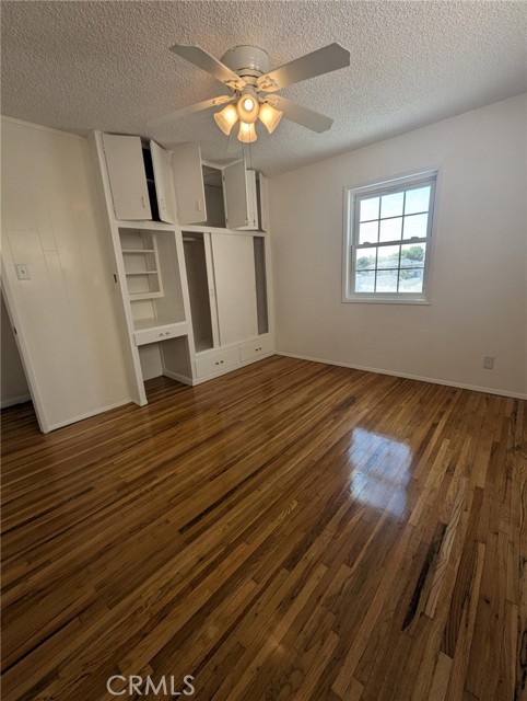 891 W Elberon Avenue, San Pedro CA: https://media.crmls.org/medias/7a0aa350-c8fa-4ee3-854b-3072a5c55d9d.jpg
