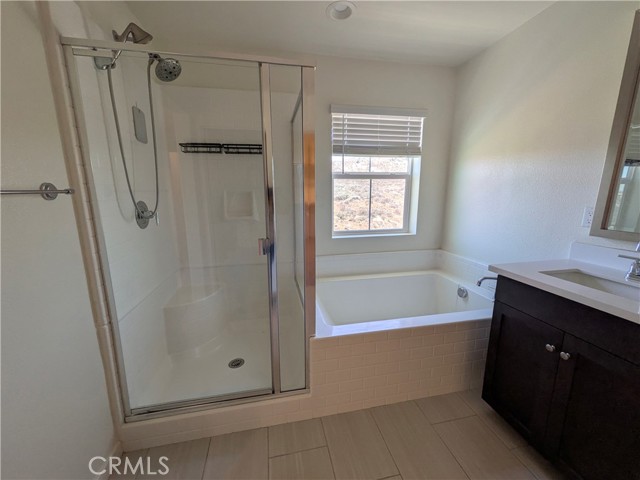 Detail Gallery Image 21 of 24 For 12886 Greenstone Way, Moreno Valley,  CA 92555 - 4 Beds | 2/1 Baths