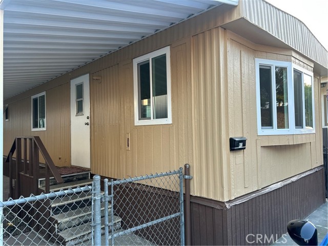 Front Image Thumbnail for CRDW25277634