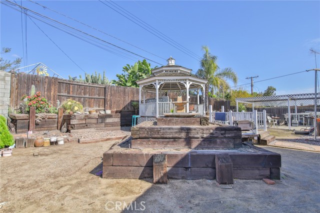 Detail Gallery Image 25 of 36 For 1315 Hillside, Pomona,  CA 91768 - 3 Beds | 2 Baths