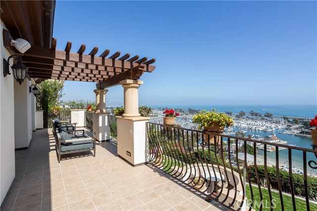24352 Santa Clara Ave, Dana Point CA: https://media.crmls.org/medias/7a0be4b5-2eec-4042-9d85-29777643c544.jpg