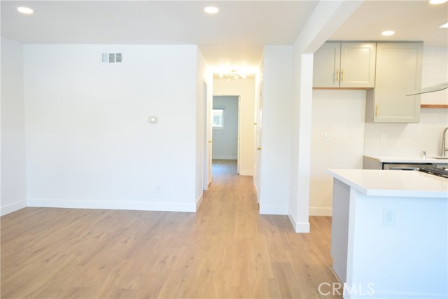 Detail Gallery Image 9 of 17 For 3103 Ginger #C,  Costa Mesa,  CA 92626 - 2 Beds | 2 Baths